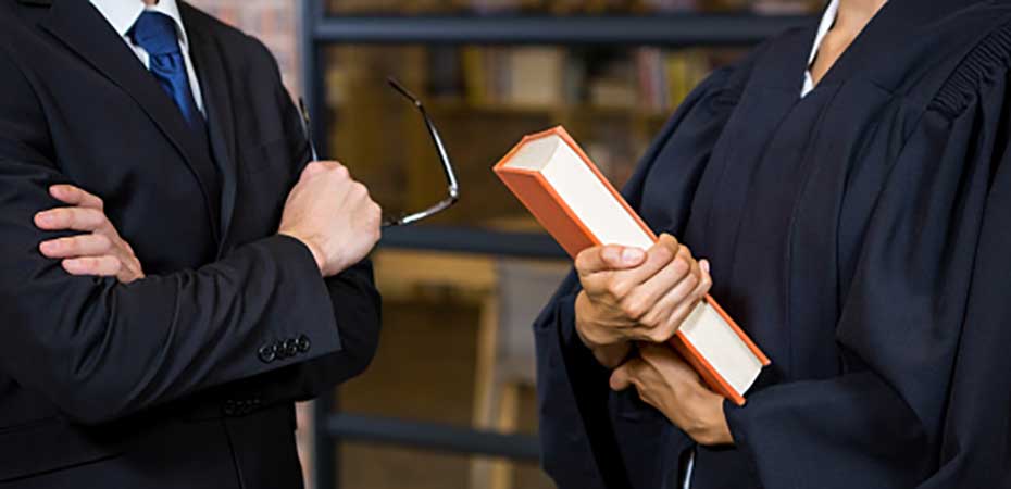 230314-Matthew-Estabrooks-and-Jennifer-King-co-leads-of-Administrative-Law-Group_web-image